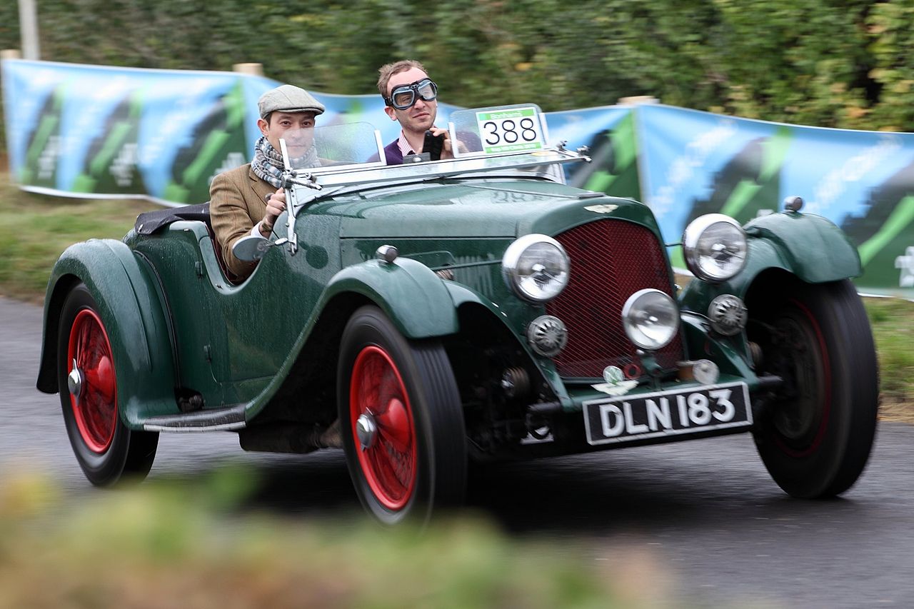 1937 2-Litre open 2/4-seater Speed model, Kop Hill 2010