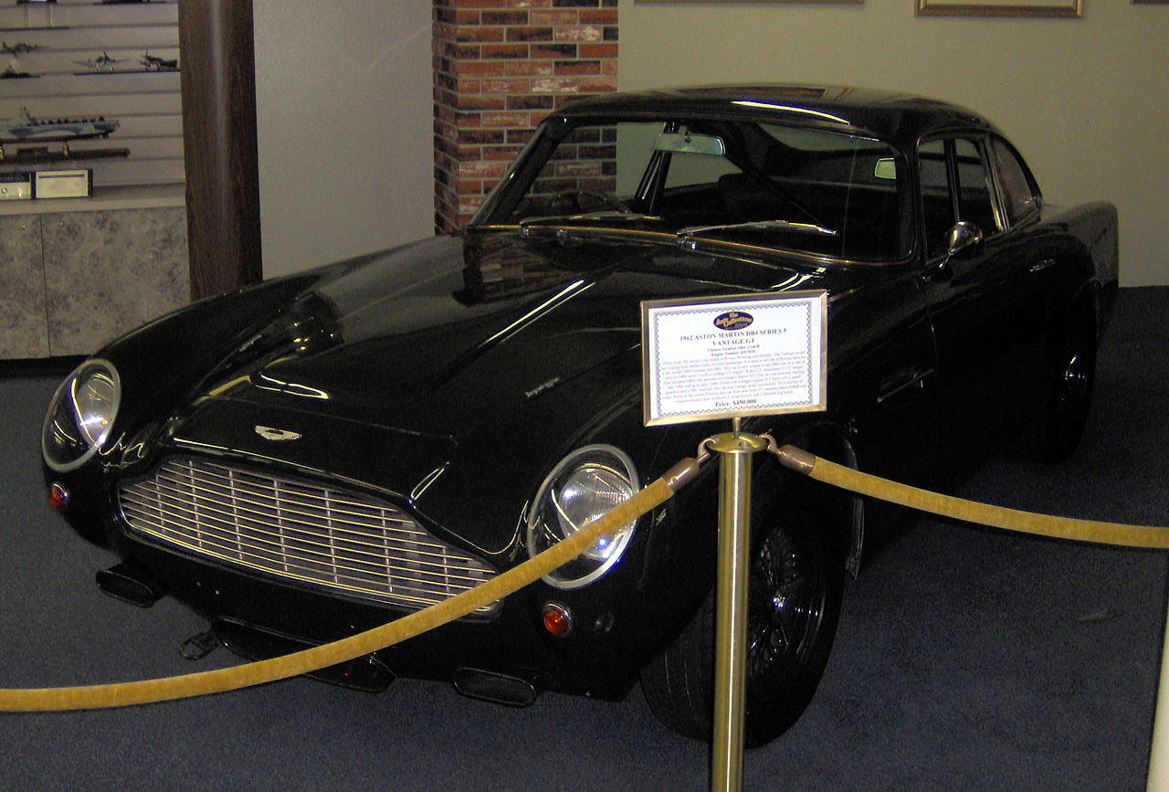 1962 Aston Martin DB4 Series 5 Vantage GT.