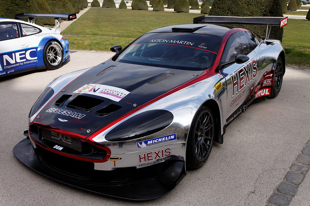 Aston Martin DBRS9 of Hexis racing.