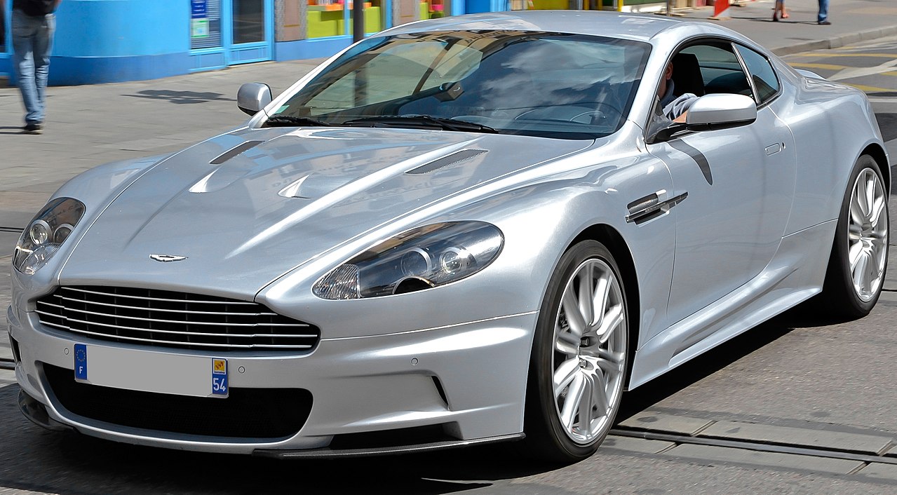 Aston Martin DBS - Flickr - Alexandre Prévot (11) (cropped).jpg