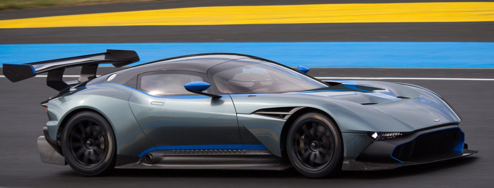 Aston Martin Vulcan