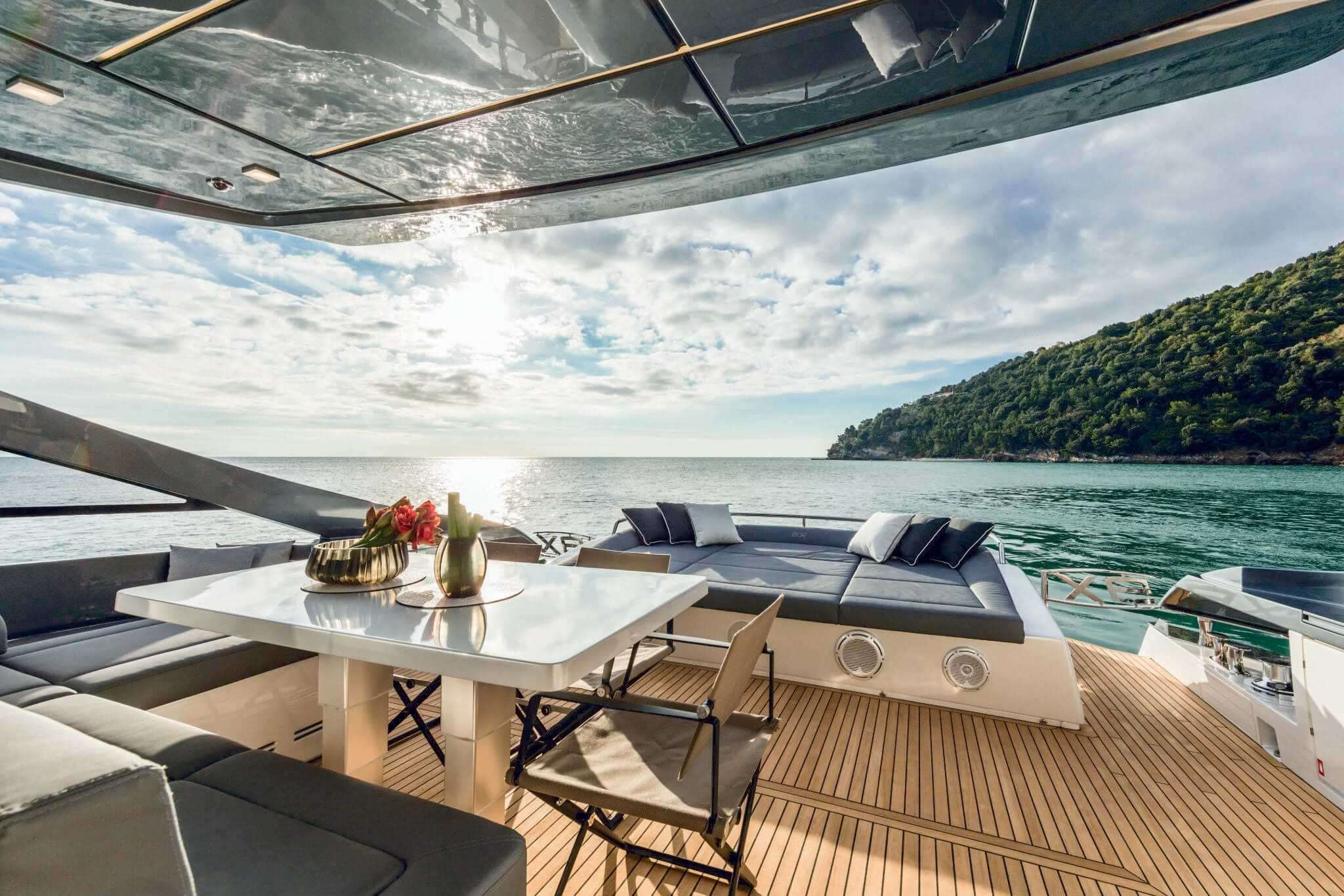 Param Jamuna IV Yacht