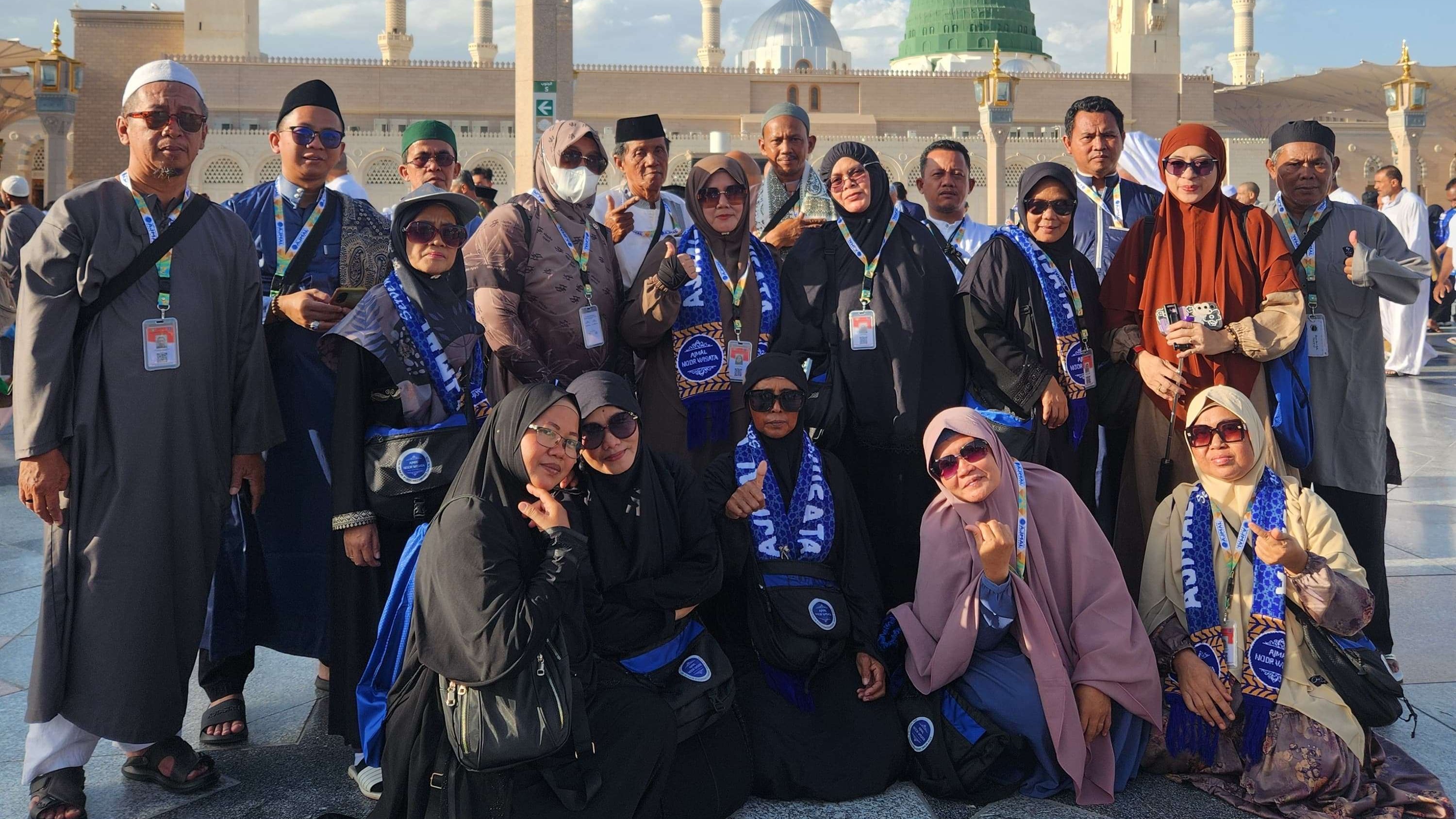 Umroh bersama ajmal noor wisata