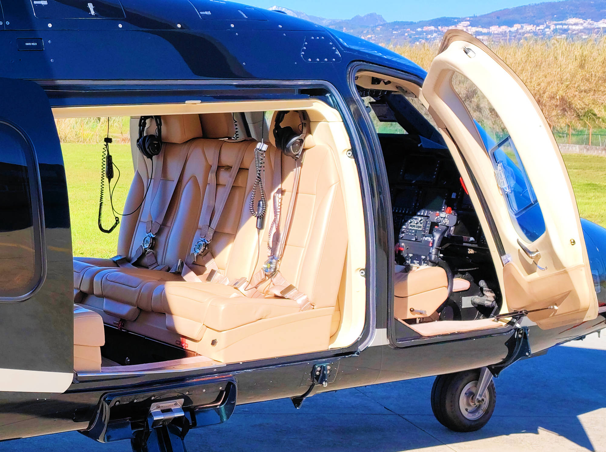aw109sp hoverfly helicopter