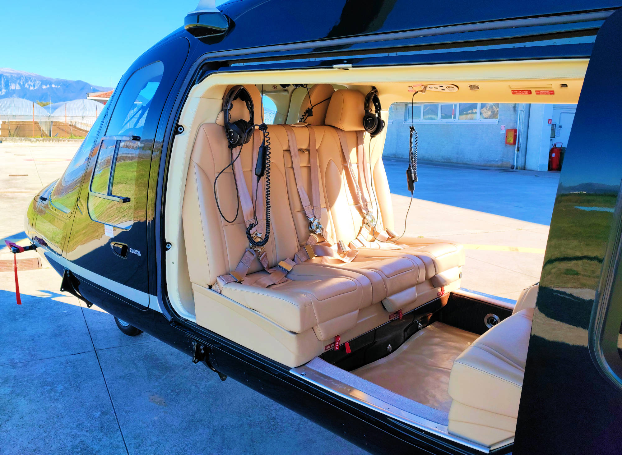 aw109sp hoverfly helicopter