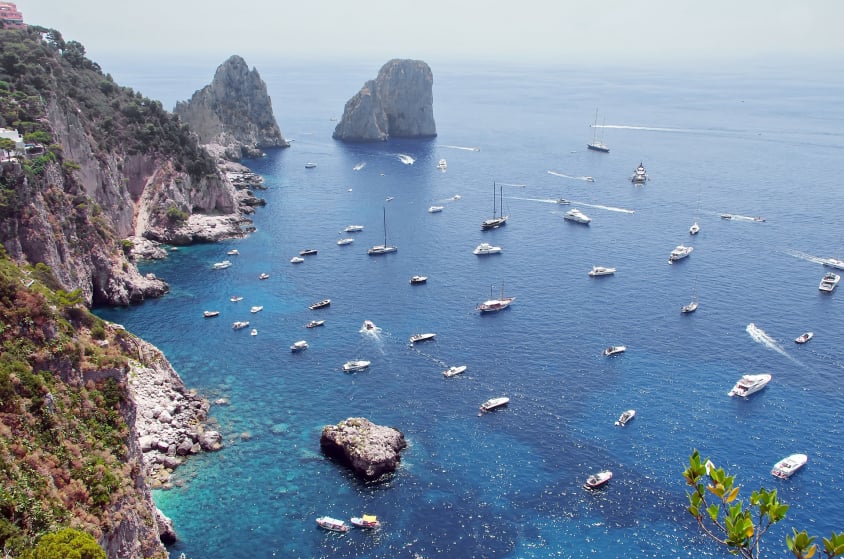 reach Capri by helicopter