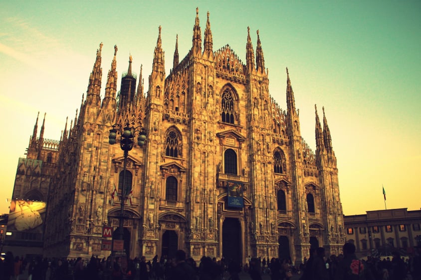 reach Milan by helicopter