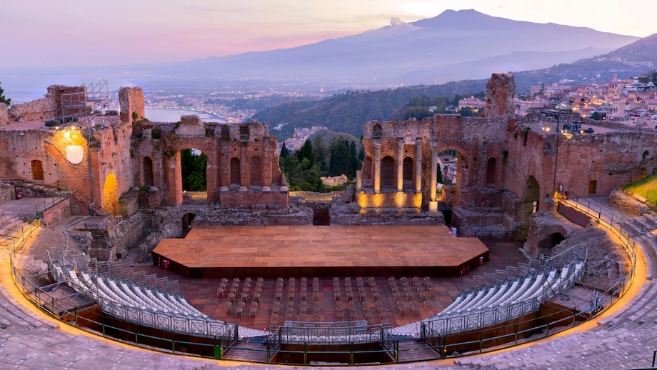 Teatro Greco a taormina,cosa vedere,dove dormire