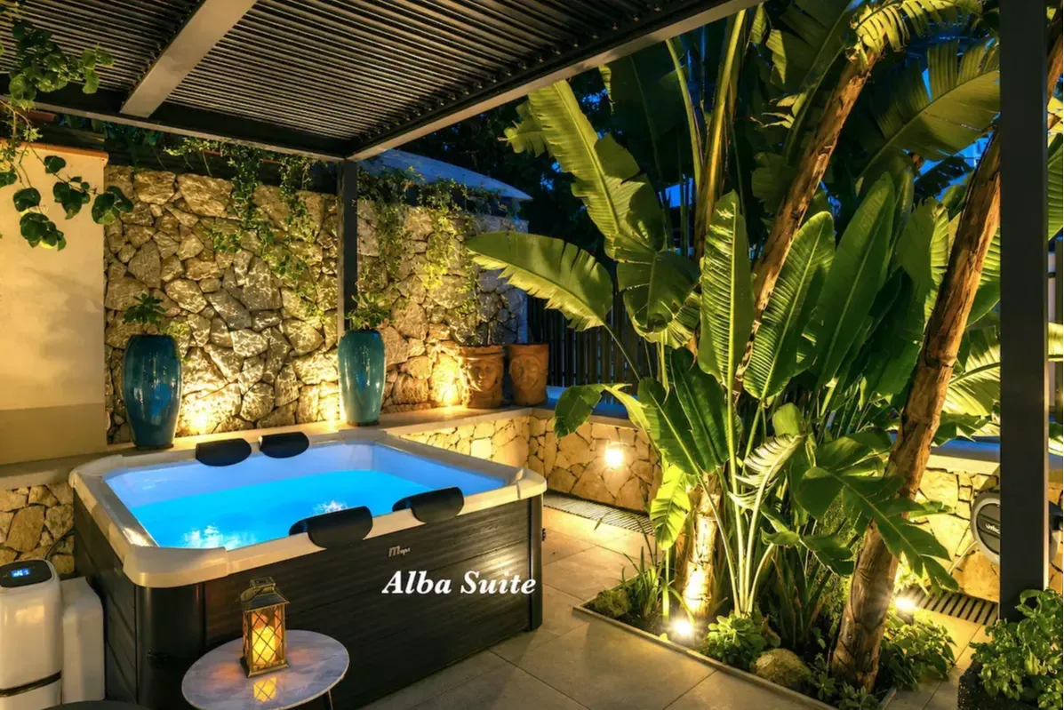 appartamento in centro Taormina con jacuzzi.jpg