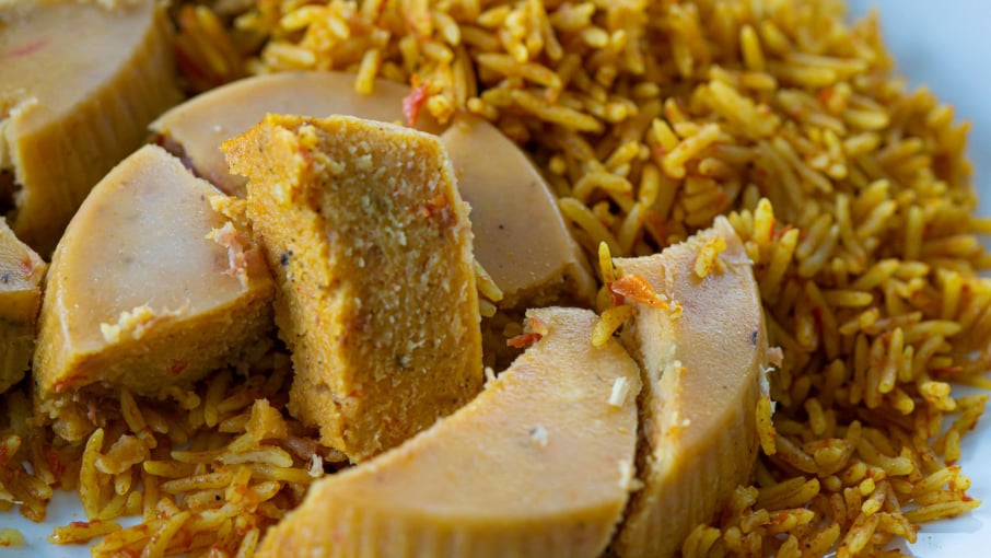 Moi Moi with Jolloof - Mama Garri