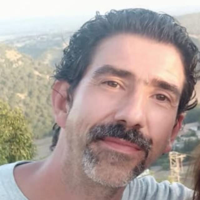 Raúl Flores Beltrán testimonio Jaishri Hall
