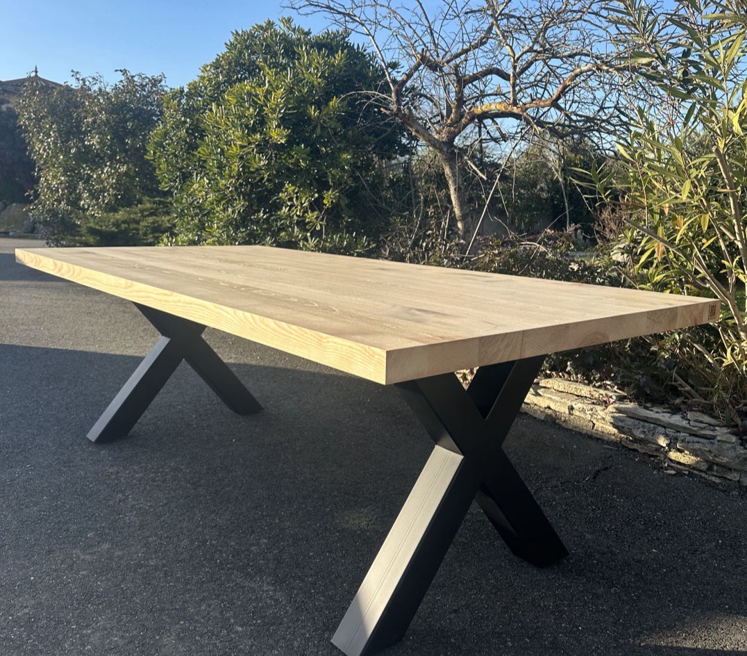 table-frene-massif-pied-x