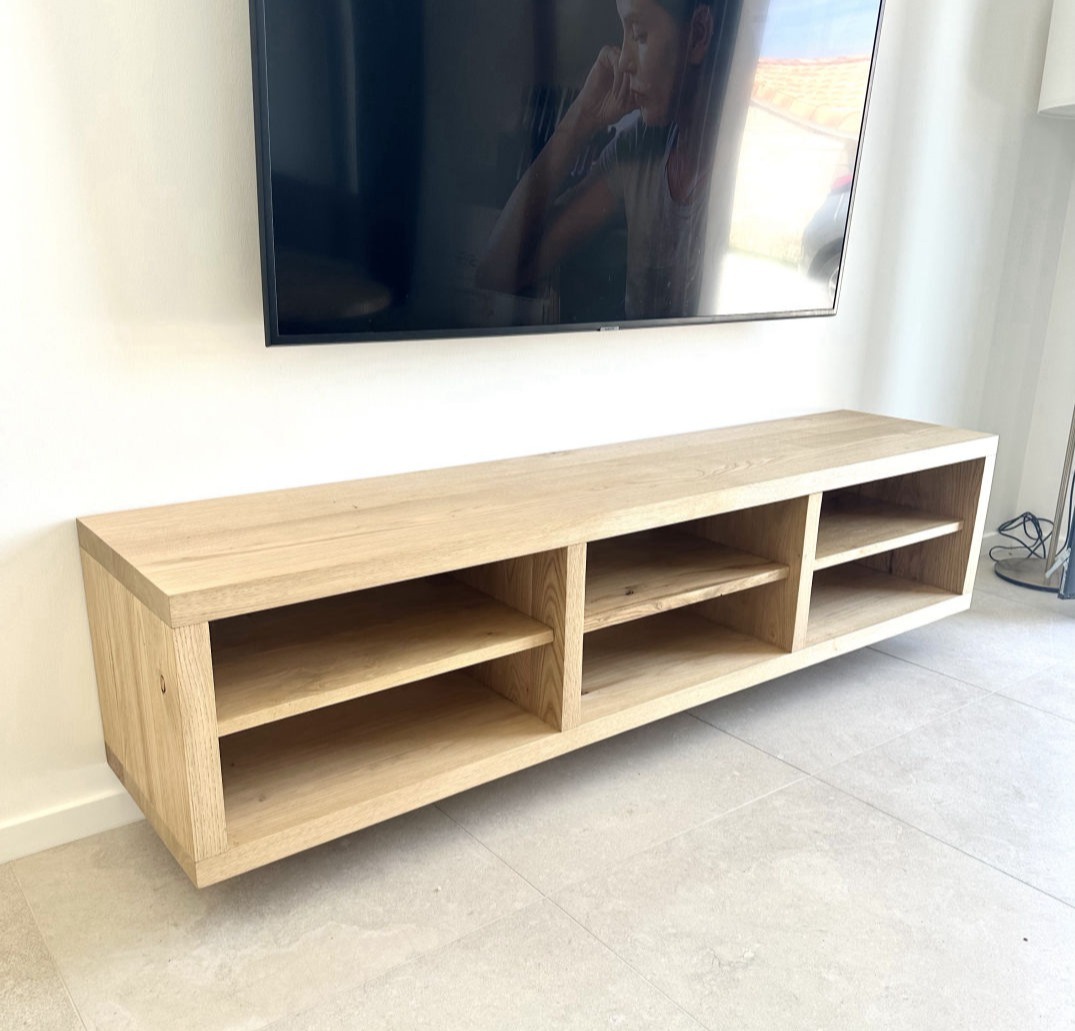 meuble-tv-chataignier