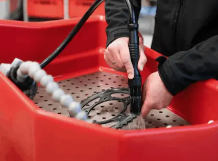 Tools Trolley, Workstations and Workbenches for Four Wheeler Garages