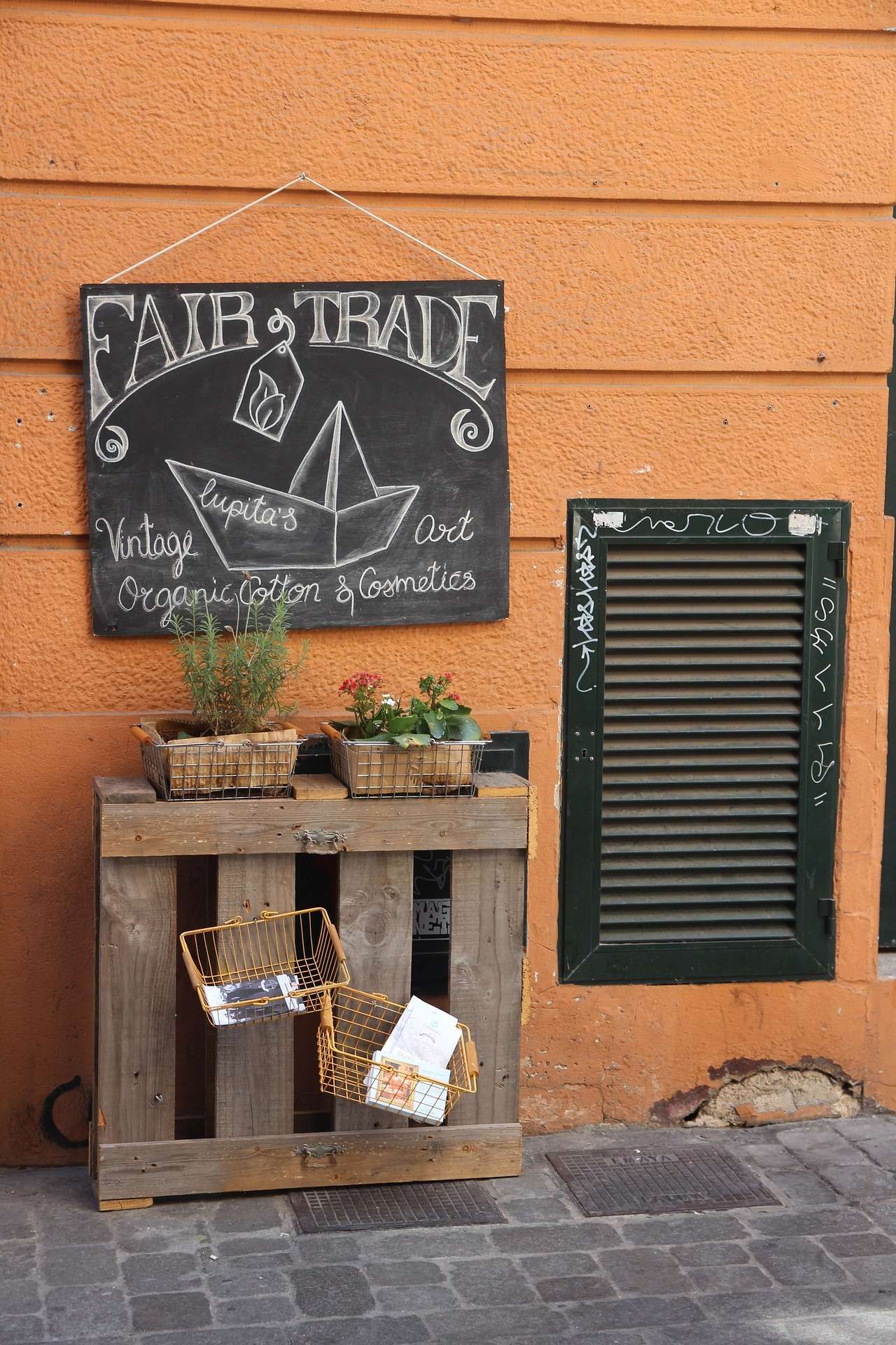 MyGuyFriday Garage Sale Pic7 WeDoThat Pg